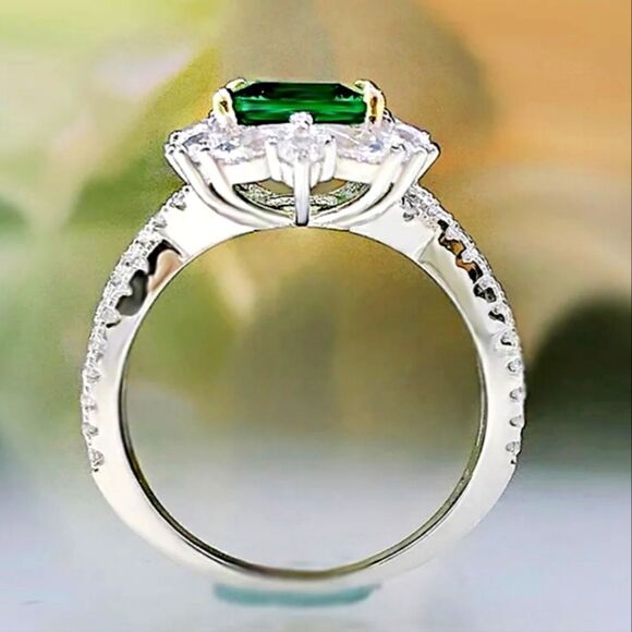 Deep Green 1.5 Ct Halo Emerald & White Baguette Diamond Cocktail Ring 925 Silver - Picture 4 of 6